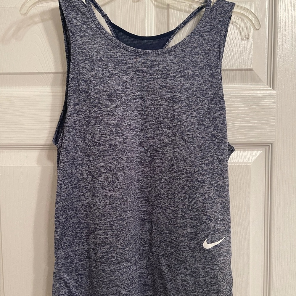 Nike workout tank top